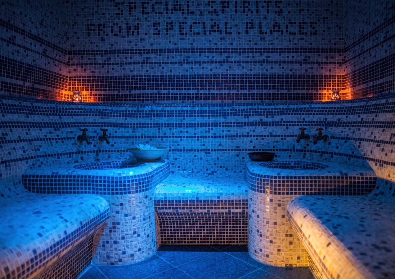 Diplomat Plaza Hotel & Resort ルコヴィト エクステリア 写真